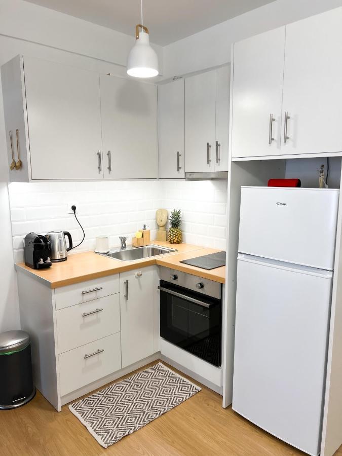 Comfy 2 Bdr Apt In Petralona - Next To Metro เอเธนส์ ภายนอก รูปภาพ